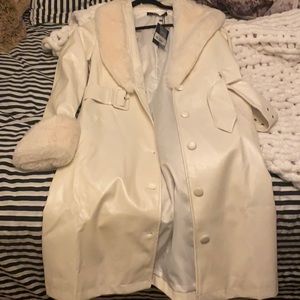 Lioness faux fur and leather coat